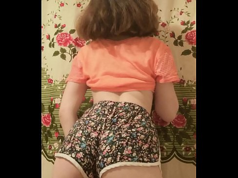 ❤️ La joven sexy hace un striptease grabando sus calzoncillos en la cámara ❌ Porno duro en es.bookland.top ❌️